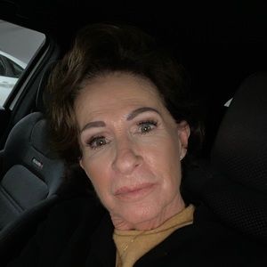 Meet your Posher, Brenda